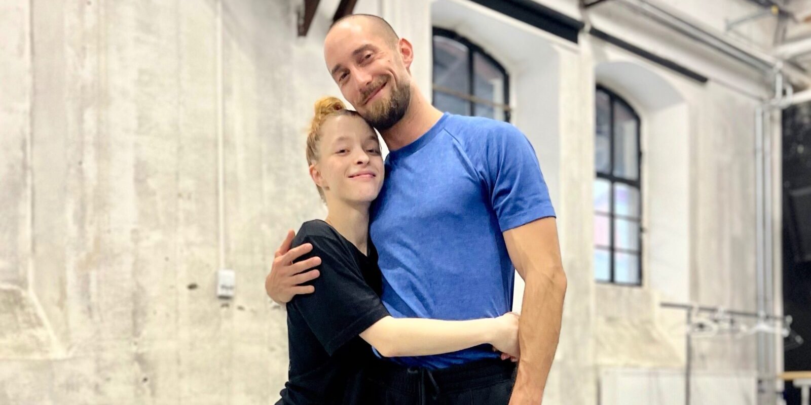 BURKICOM: Předpremiéra: Směj se, pořád se směj!