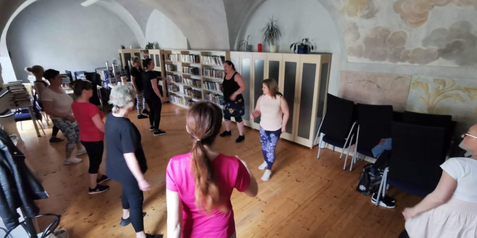 Fit s knihovnou    